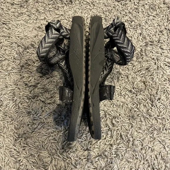 Teve Hurricane Men’s Sports Sandals Size US 10