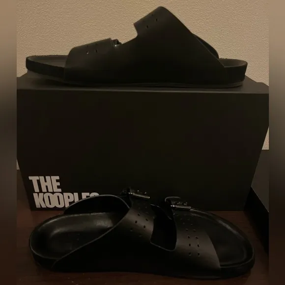 The Kooples Men’s Black Leather Double Strap Sandals FR 41 = US 7 NEW IN BOX!