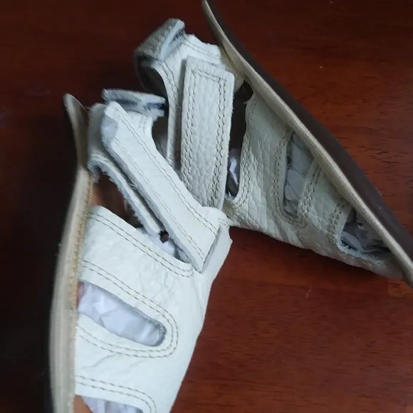 The Magical Shoes Leather childrens kids shoes Sandals sz 23 sz toddler US 8