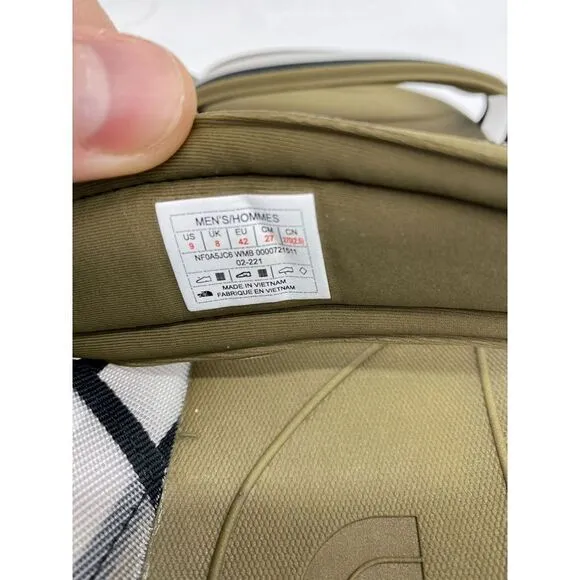 The North Face Sandals Mens 9 Olive Black Skeena Sports Flat NF0A5JC6WMB NEW