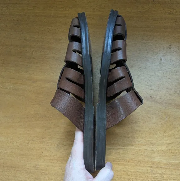 Tommy Bahama Brown Leather Jerusalem Sandals Fisherman Slide