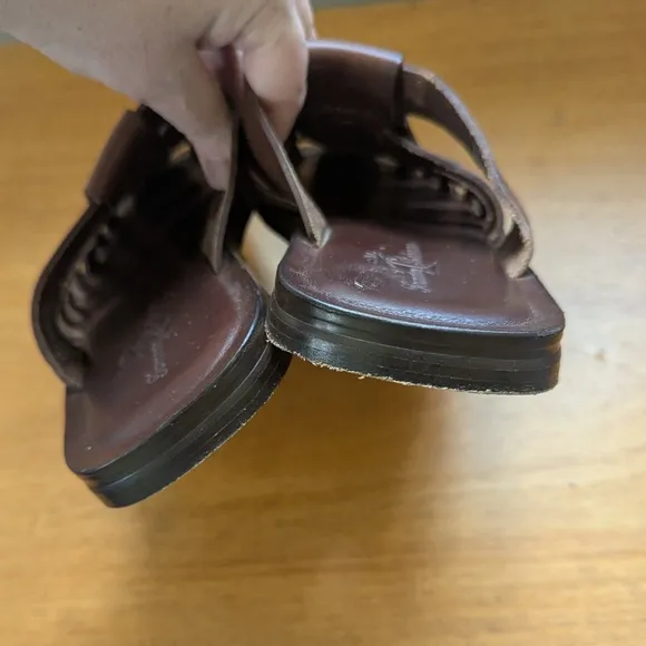 Tommy Bahama Brown Leather Jerusalem Sandals Fisherman Slide