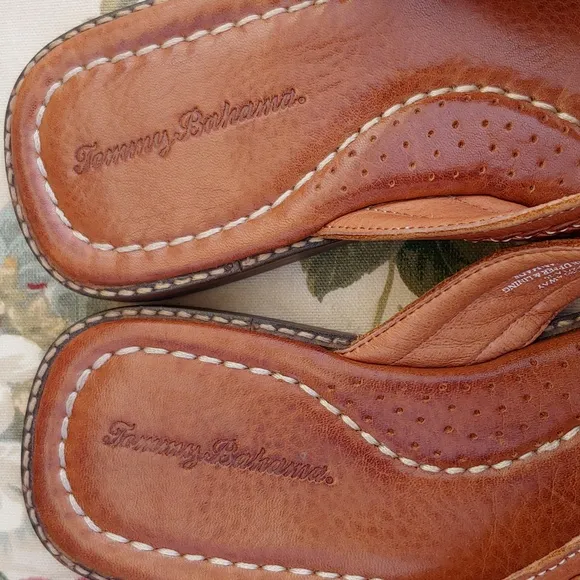 Tommy Bahama Men's Anchors Away Brown Genuine Leather Sandals Size 9