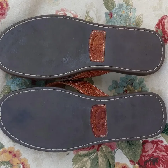 Tommy Bahama Men's Anchors Away Brown Genuine Leather Sandals Size 9