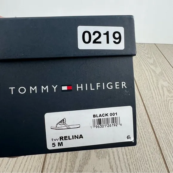 Tommy Hilfiger Women's Large TH Logo Relina Footbed Sandals 5M Black $69