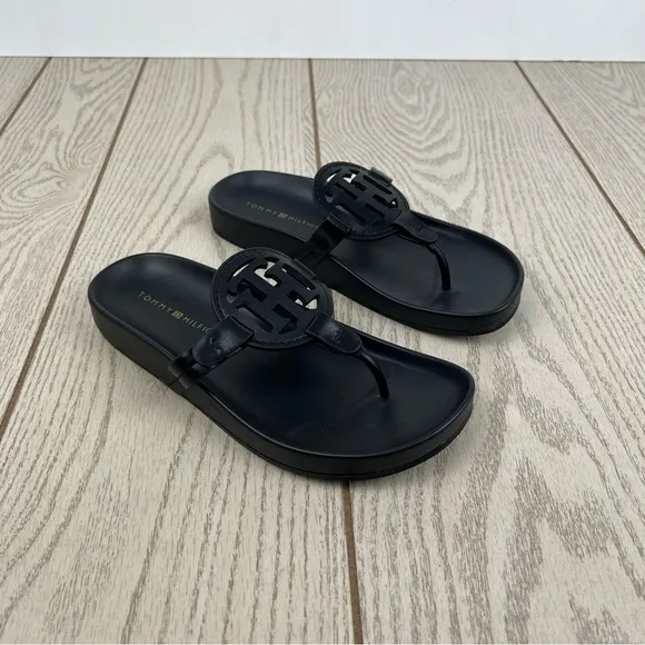 Tommy Hilfiger Women's Large TH Logo Relina Footbed Sandals 5M Black $69