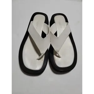 Tony Bianco Australia  Ives Sandal in White Como Size 9