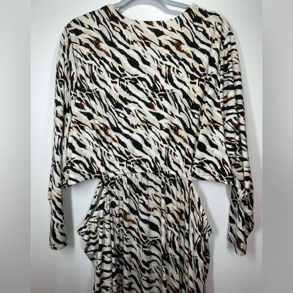 TORRID Maxi Studio Knot Long Sleeve Dress Zebra Watercolor Size 4X