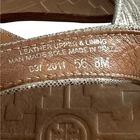 Tory Burch 8 Thora Metallic Silver Flip Flop Leather Sandals Casual Summer Shoes