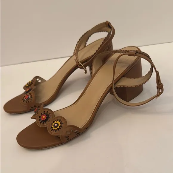 Tory Burch 9-1/2 Tan Marguerite Perforated Flower Detail Sandals
