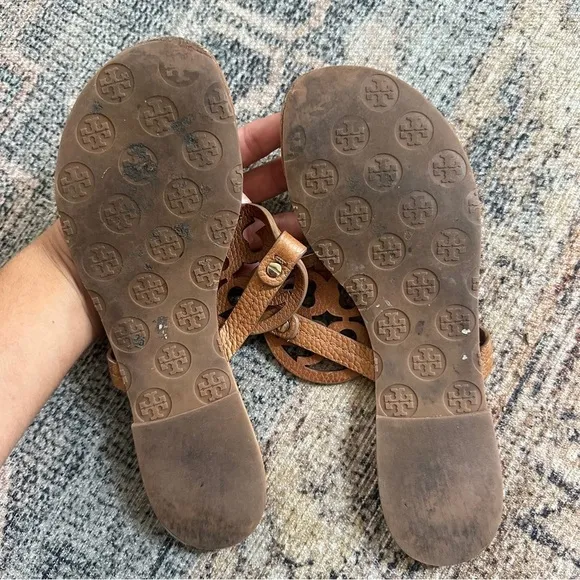 Tory Burch Brown Leather Slip On Sandals sz 9