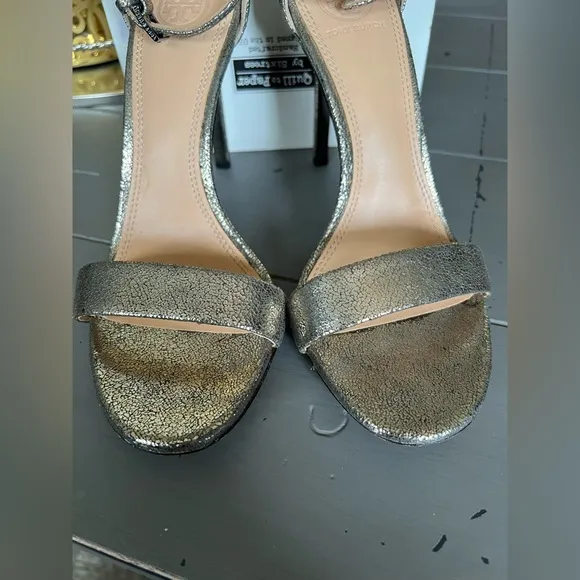 Tory Burch Elegant Metallic Heels Size 7.5