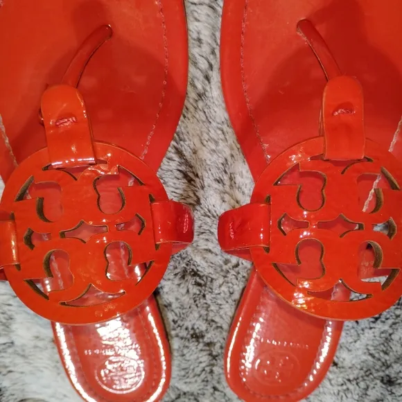 Tory Burch Patent Leather Miller Slip On Thong Sandal Bright Samba 8 Women’s