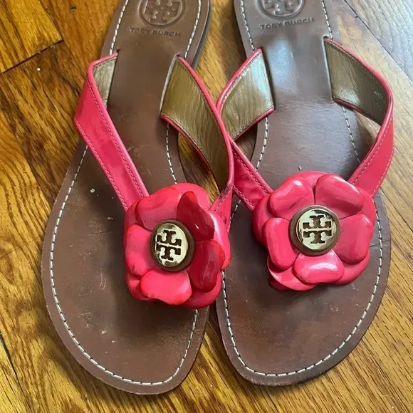 Tory Burch red flower sandals size 8