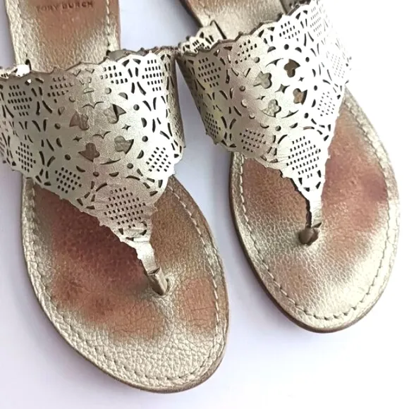 Tory Burch Roselle Gold Leather Laser Cut Logo Thong Slide Sandal w Dustbag Sz 6