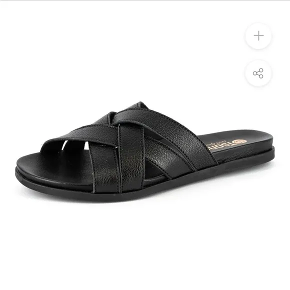 Tsonga leather slip on sandals South African flats black size 39 / US size 7.5