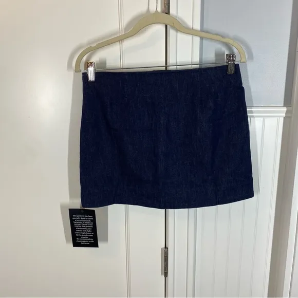 TUCKERNUCK Navy Denim Taryn Mini Skirt size small preppy nwt trendy