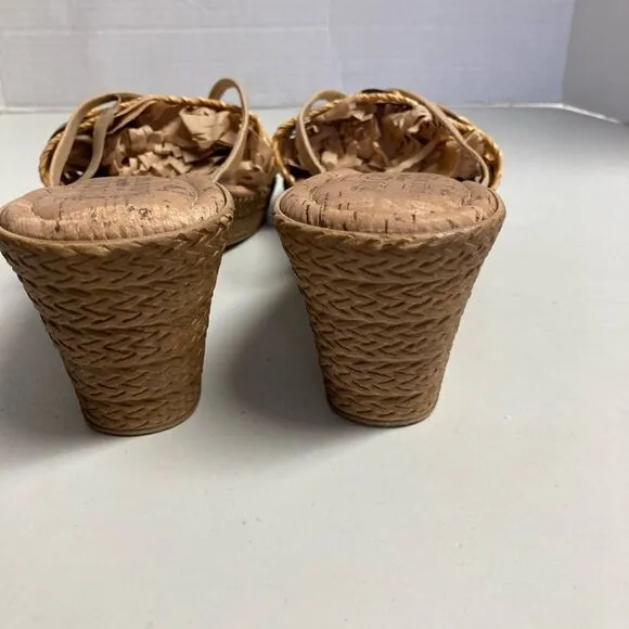 TUSCANY by Easy Street Women’s Tan Sandals Size 10M Made in Italy