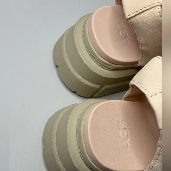 UGG Ashton Strappy Sandals