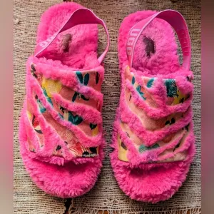 UGG • Barbie Fluff Yeah Tiger Flower Sandals