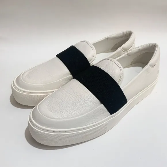 UGG Chayze WHITE LEATHER SLIP-ON FASHION SNEAKER COMFORTABLE FLAT SHOES LOAFERS