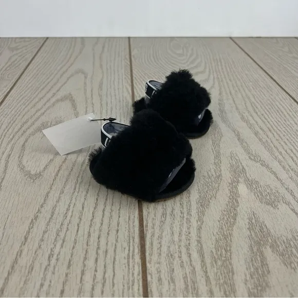 UGG Infant Fluff Yeah Furry Fuzzy Sandals 0/1 XS 0-6 months Black $55 Baby Sized