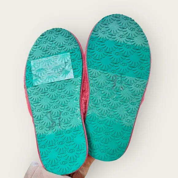 Ugg New Plush Girl’s Watermelon Sandals Size:10 (little Kid)  Pink Fluff Yeah