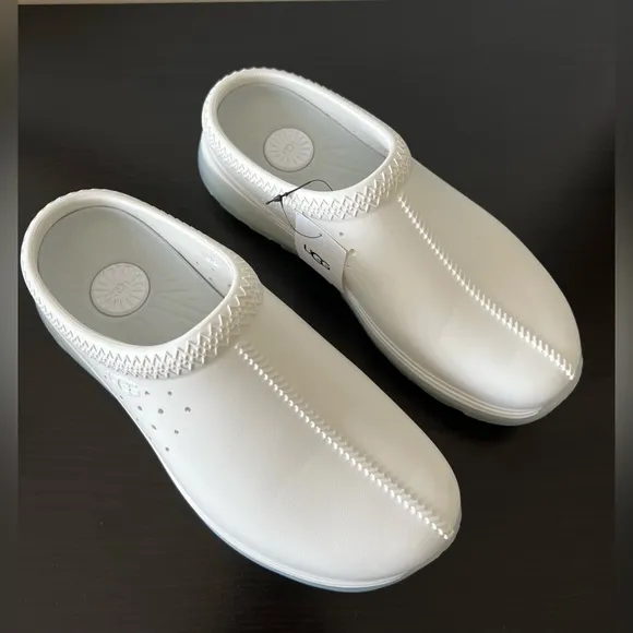 UGG Tasman Sport | Men’s Size: 8 | Color: White Slip-On Clogs