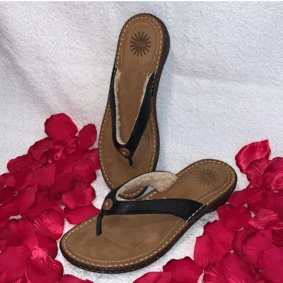 UGG Women's Brown and Black Sandals