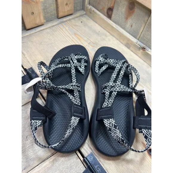US11 NEW Chaco Women ZCloud X2 Hiking Sandals Womens Black White