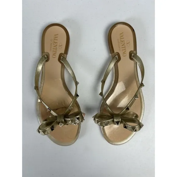 Valentino Garavani Rubber Studs Thong Sandals 39/9 Gold Authentic Slip On Jelly