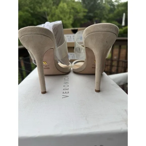 Veronica Beard Asha Heeled Sandals Women's Size 9 Ecru Clear Suede Sexy