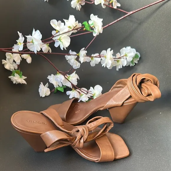 Vince Brown Leather Sandals with Bow Detail