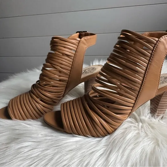 Vince Camuto Adeenta Leather Sandals/ Heels