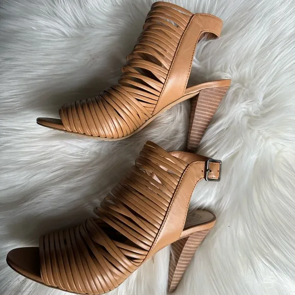 Vince Camuto Adeenta Leather Sandals/ Heels