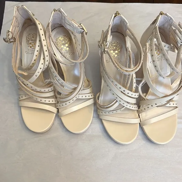 VINCE CAMUTO Nanthie Leather Studded Strappy Platform Sandals In Warm Vanilla