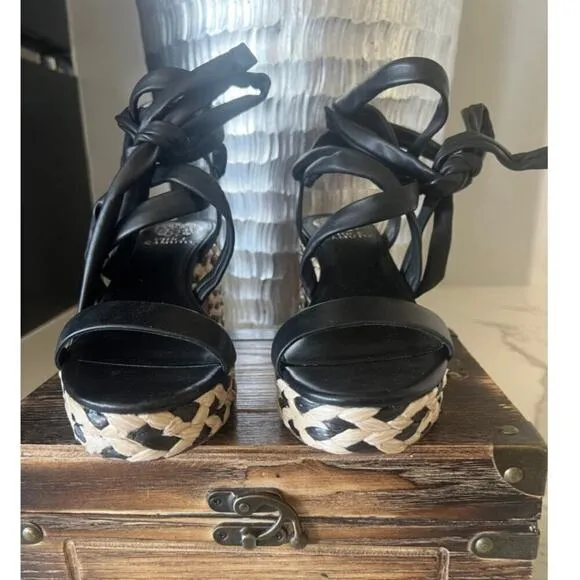 Vince Camuto Roreka Leather Heels in Black