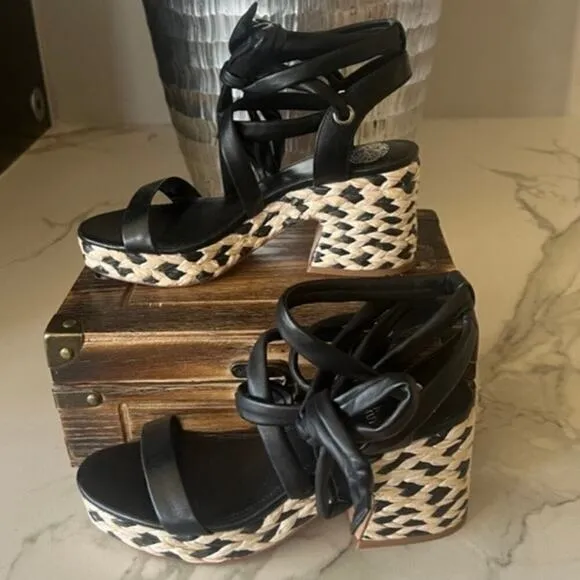 Vince Camuto Roreka Leather Heels in Black