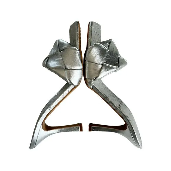 Vince Camuto Women's Brelanie Silver BraidedLeather Strap Sandals Size 8