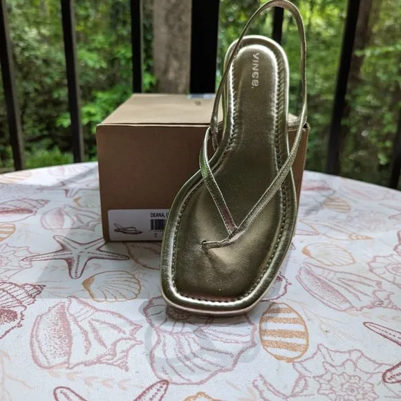 VINCE Deana Metallic Leather Sandals in Champagne Size 8 Brand New in Box