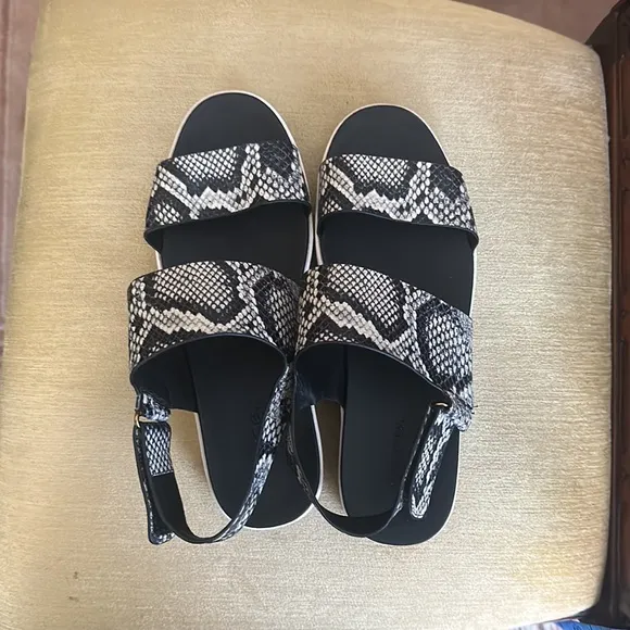 VINCE. Womens Black Snake Platform Comfort Wedge Leather Slingback Sandals