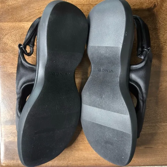 Vince Women's Fresca Black Strappy Slingback Sport Sandals Size 7 (MSRP $285)