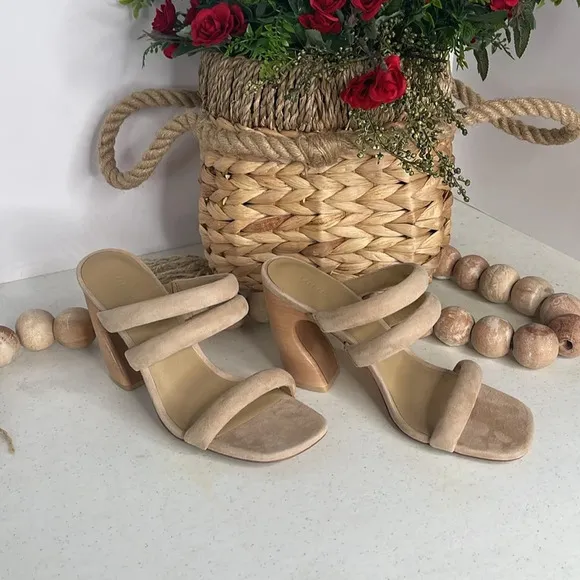 VinceWomen's Dara Slip On Strappy High Heel Sandals Sz 7.5