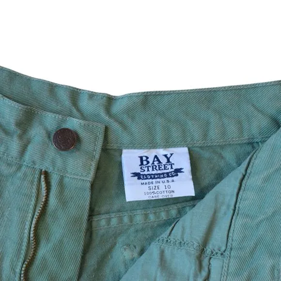 Vintage Green Wide Leg High Waisted Shorts Medium - Retro Denim Fashion