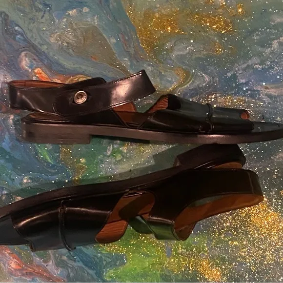 Vintage VERSACE CLASSIC BLACK Elegant Black Sandals SIZE 11.5