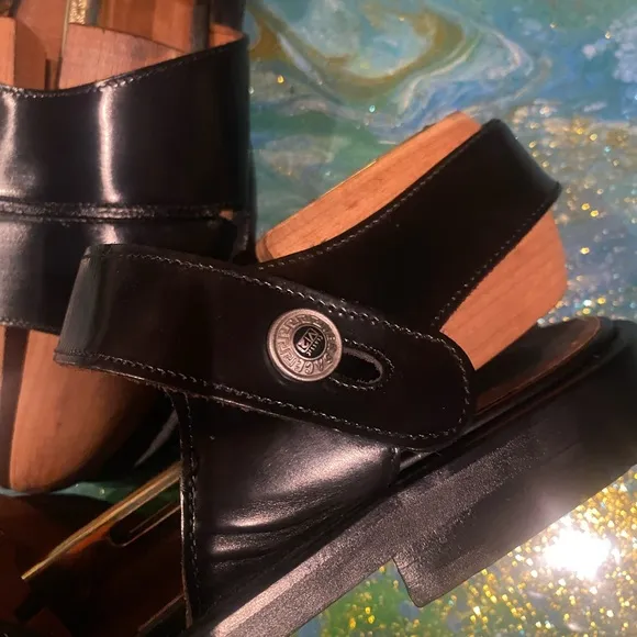 Vintage VERSACE CLASSIC BLACK Elegant Black Sandals SIZE 11.5