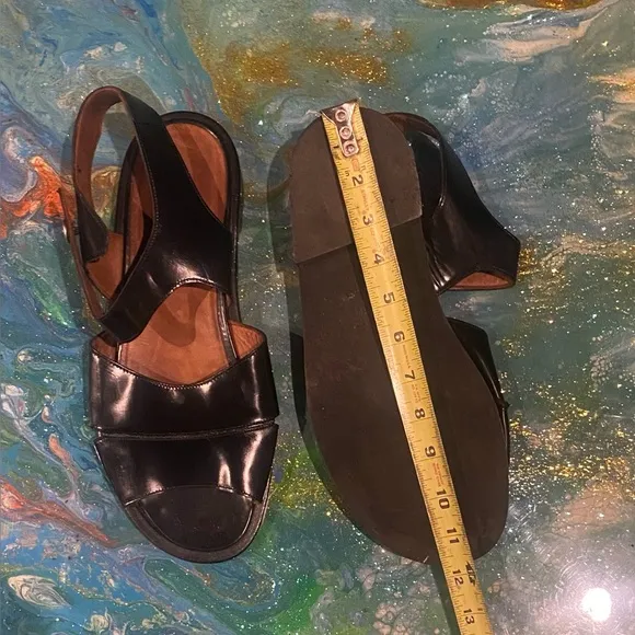 Vintage VERSACE CLASSIC BLACK Elegant Black Sandals SIZE 11.5