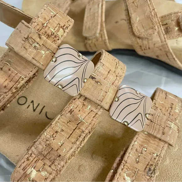 Vionic Amber Tan Gold Cork 3 Strap Adjustable Sandals Women's sz 8