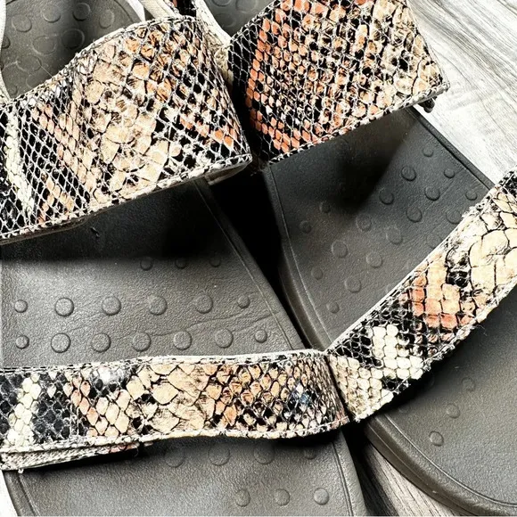 Vionic Bolinas Platform Sandal