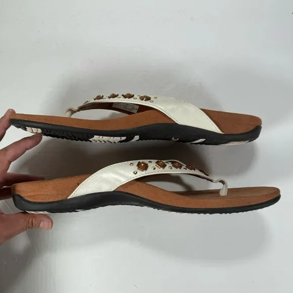 Vionic Floriana White Beaded Thong Comfort Flip Flop Sandals Women’s Size 12